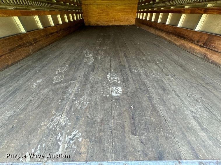 image for item DP6680 2010 Isuzu NPR box truck