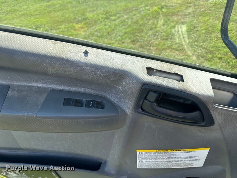 image for item DP6680 2010 Isuzu NPR box truck