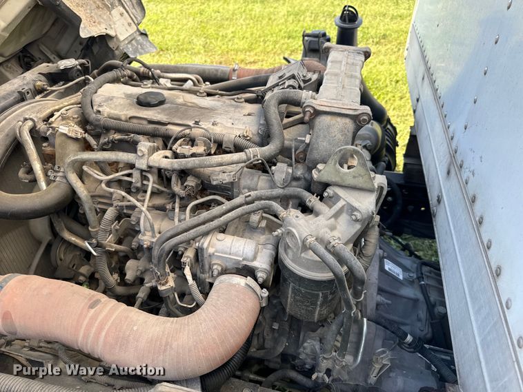 image for item DP6680 2010 Isuzu NPR box truck