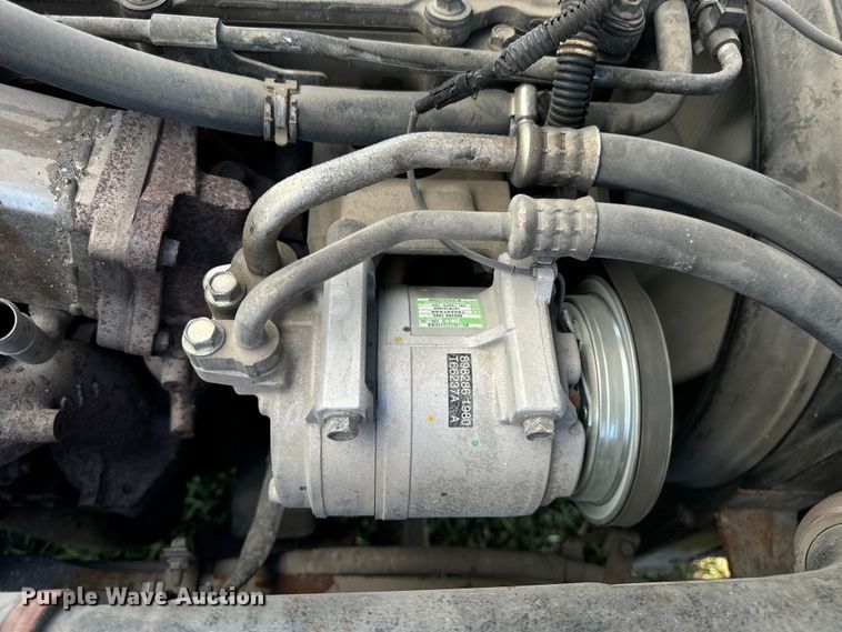 image for item DP6680 2010 Isuzu NPR box truck