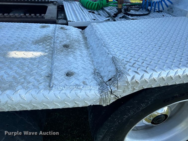 image for item DP6681 2007 Peterbilt 379 semi truck