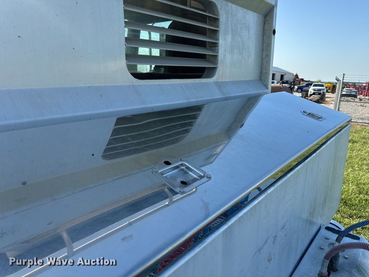 image for item DP6681 2007 Peterbilt 379 semi truck