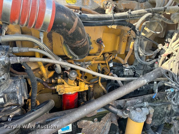 image for item DP6681 2007 Peterbilt 379 semi truck