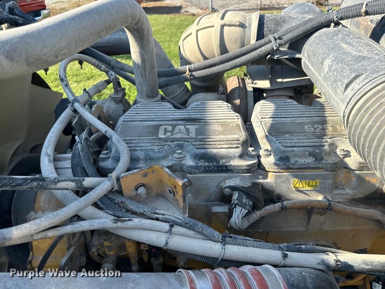 image for item DP6681 2007 Peterbilt 379 semi truck