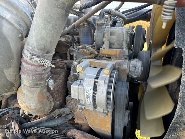 image for item DP6681 2007 Peterbilt 379 semi truck