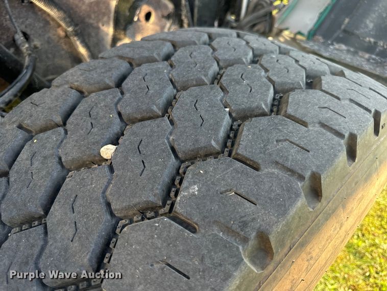 image for item DP6681 2007 Peterbilt 379 semi truck