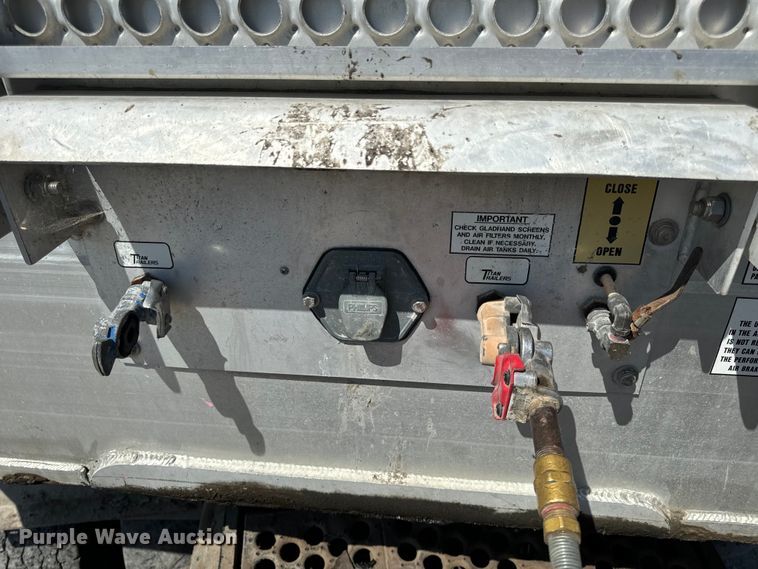 image for item DP6688 2008 Titan Trailers refuse trailer