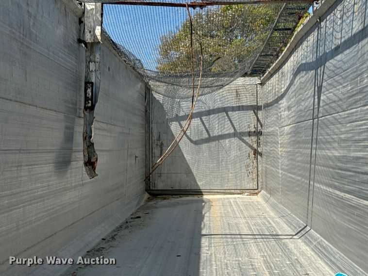 image for item DP6688 2008 Titan Trailers refuse trailer