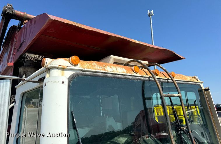 image for item DP6695 2006 Mack MR688S refuse truck