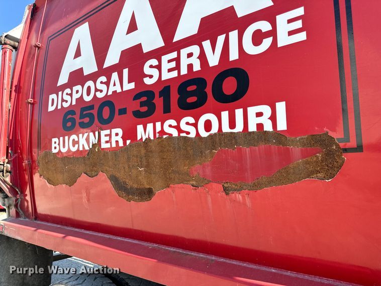 image for item DP6695 2006 Mack MR688S refuse truck