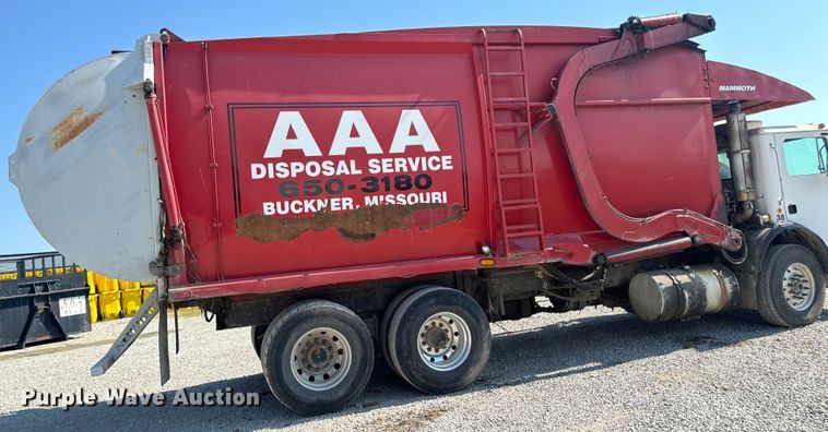 image for item DP6695 2006 Mack MR688S refuse truck