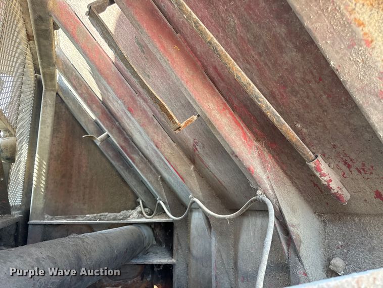 image for item DP6695 2006 Mack MR688S refuse truck