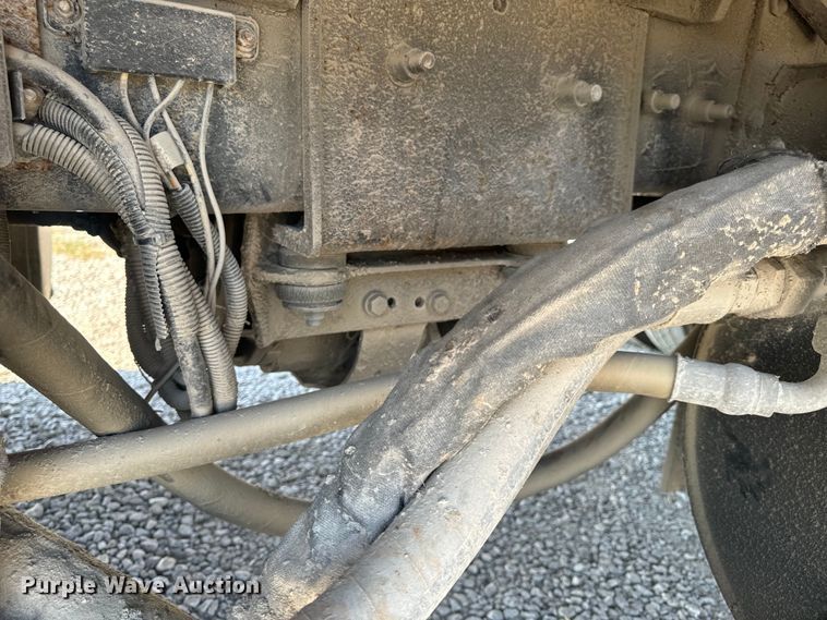 image for item DP6695 2006 Mack MR688S refuse truck