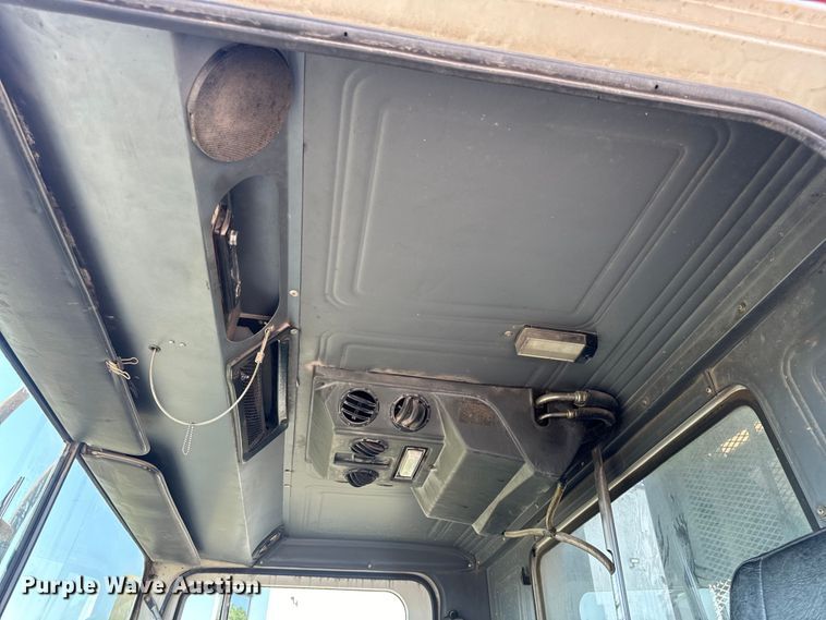 image for item DP6695 2006 Mack MR688S refuse truck