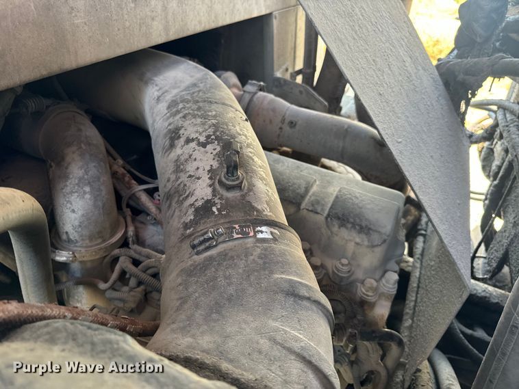 image for item DP6695 2006 Mack MR688S refuse truck