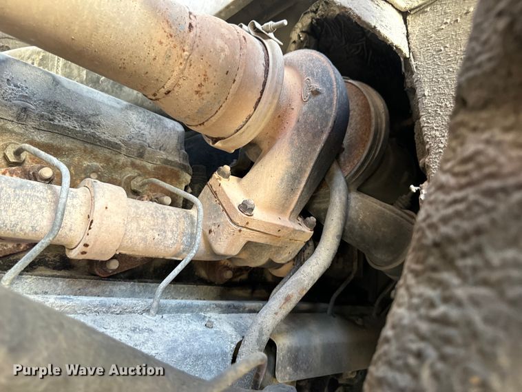 image for item DP6695 2006 Mack MR688S refuse truck