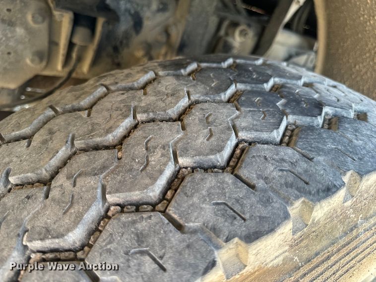 image for item DP6695 2006 Mack MR688S refuse truck