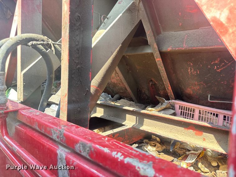 image for item DP6696 2004 Mack MR688 refuse truck