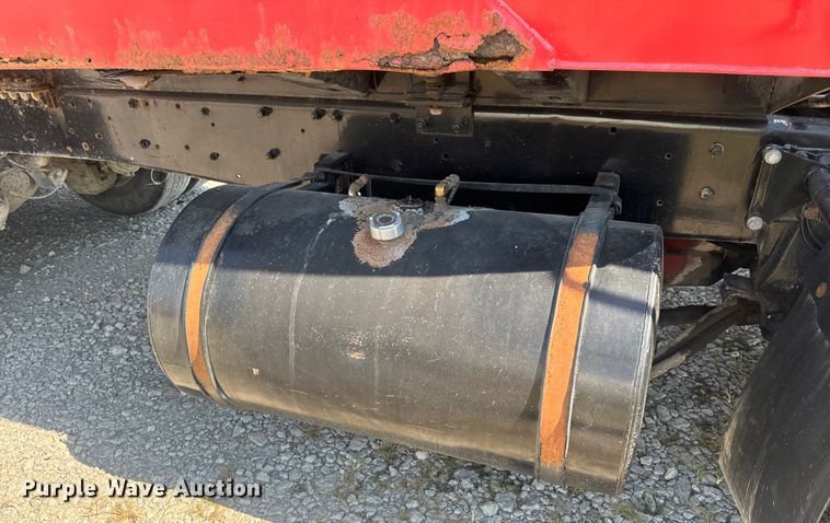 image for item DP6696 2004 Mack MR688 refuse truck