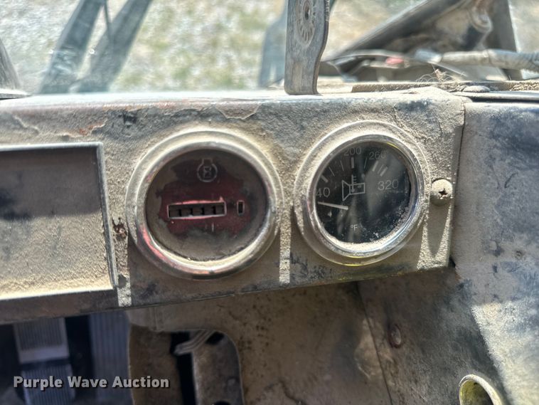 image for item DP6696 2004 Mack MR688 refuse truck