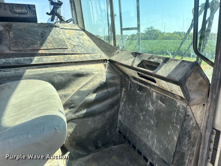 image for item DP6696 2004 Mack MR688 refuse truck