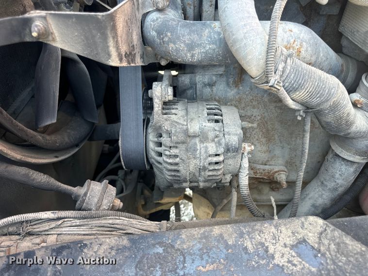 image for item DP6696 2004 Mack MR688 refuse truck