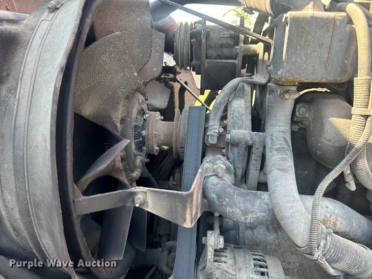 image for item DP6696 2004 Mack MR688 refuse truck