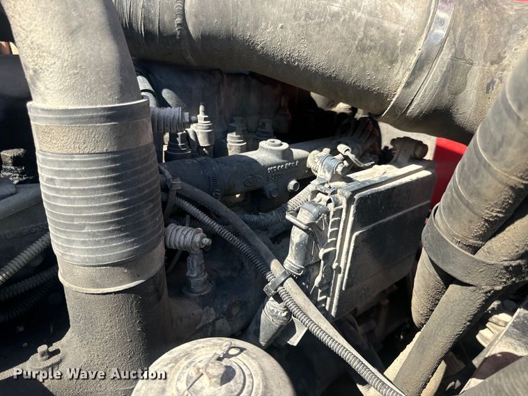 image for item DP6696 2004 Mack MR688 refuse truck