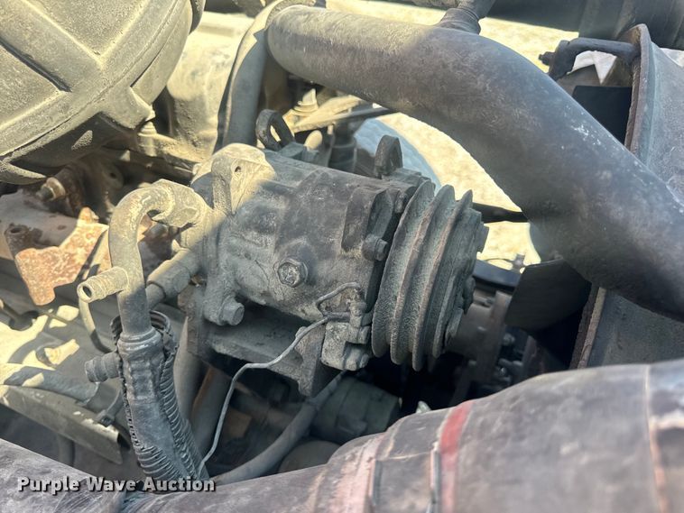 image for item DP6696 2004 Mack MR688 refuse truck