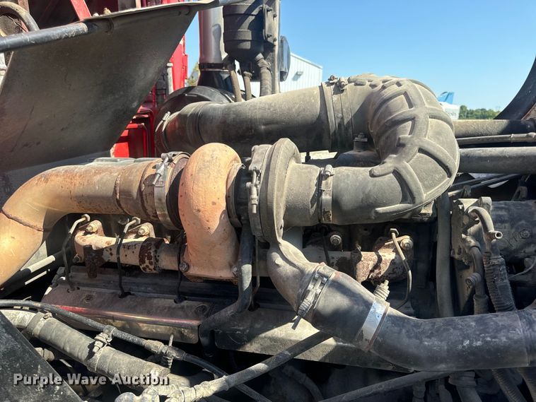 image for item DP6696 2004 Mack MR688 refuse truck