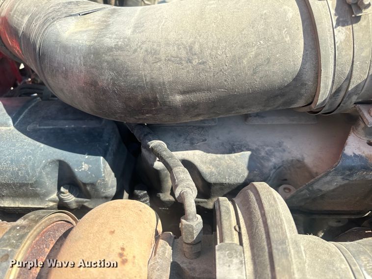 image for item DP6696 2004 Mack MR688 refuse truck