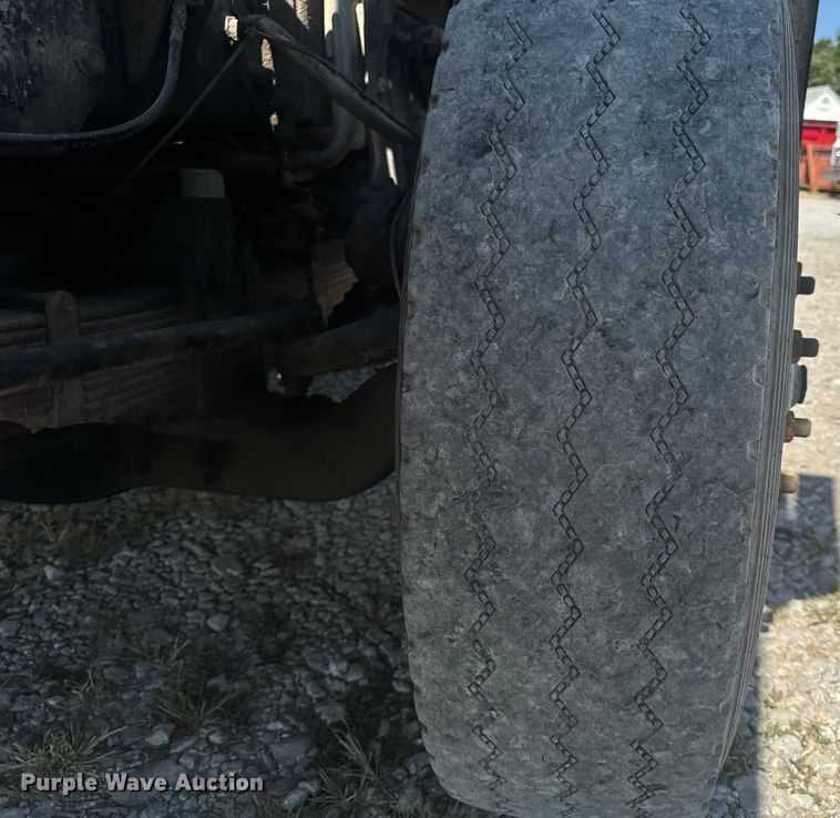 image for item DP6696 2004 Mack MR688 refuse truck