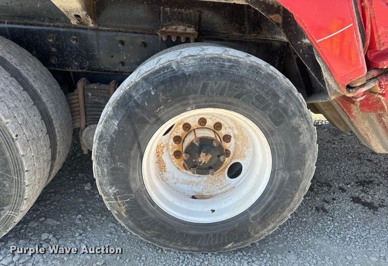 image for item DP6696 2004 Mack MR688 refuse truck