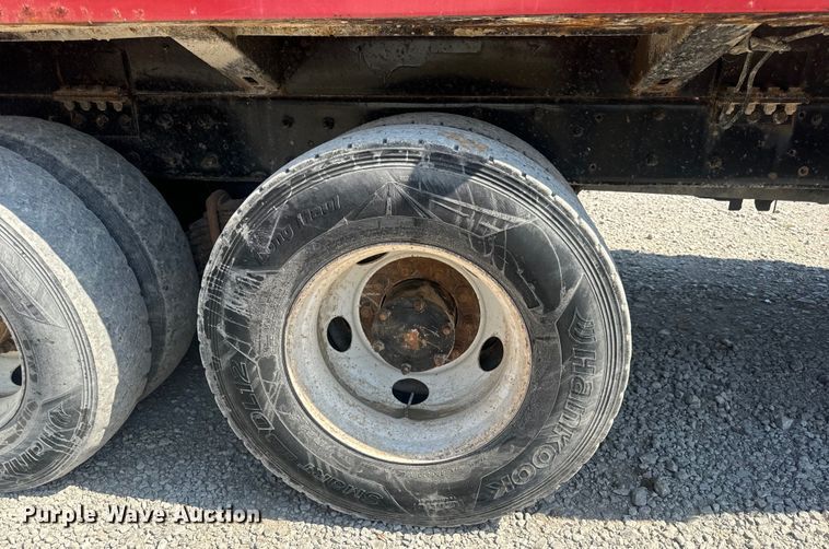 image for item DP6696 2004 Mack MR688 refuse truck