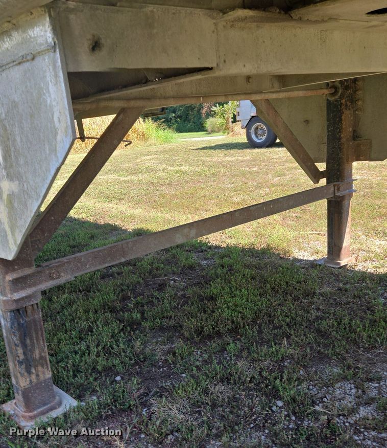 image for item DP6703 2012 Mac Trailer  walking floor trailer