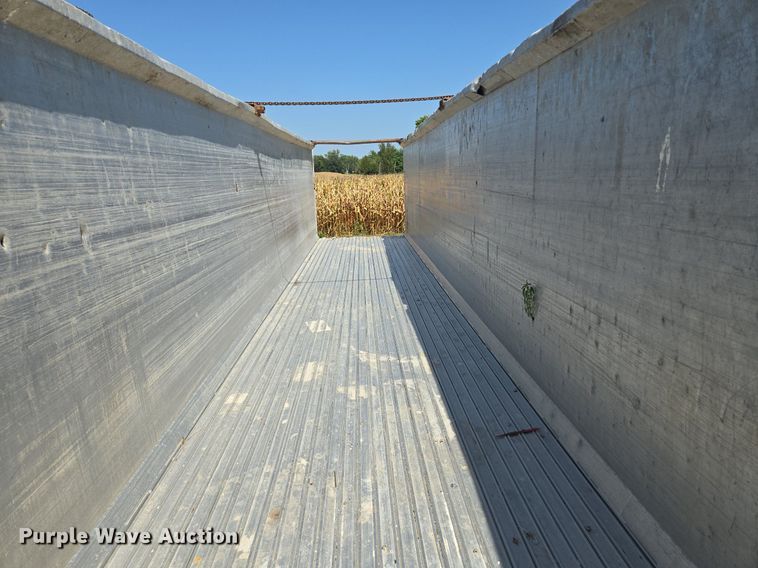 image for item DP6703 2012 Mac Trailer  walking floor trailer