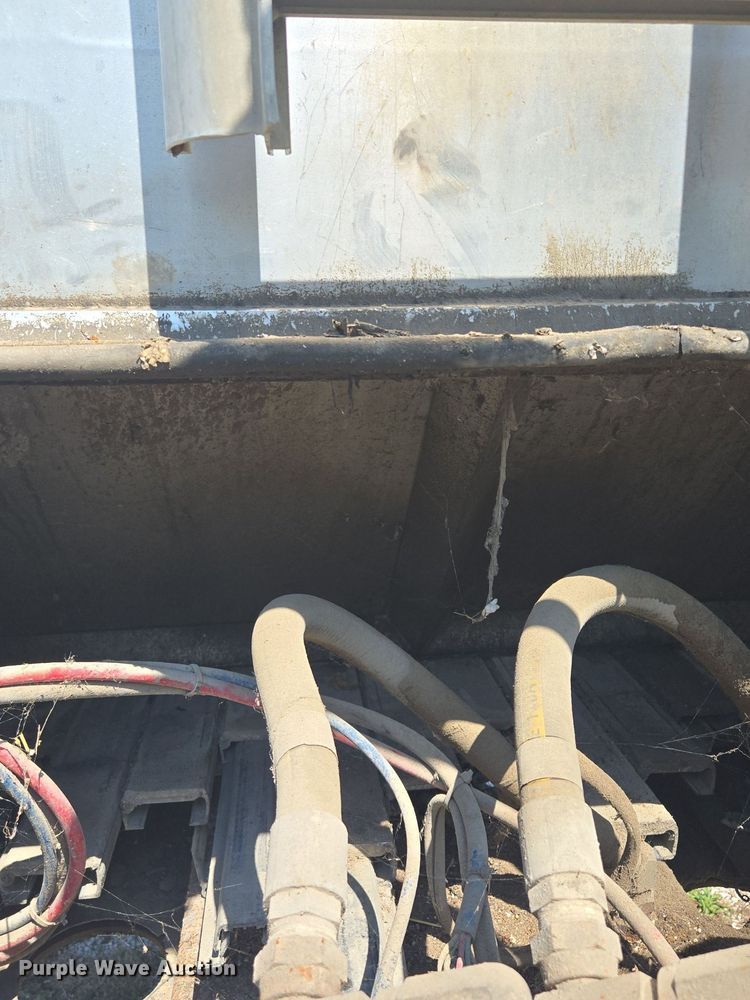 image for item DP6703 2012 Mac Trailer  walking floor trailer