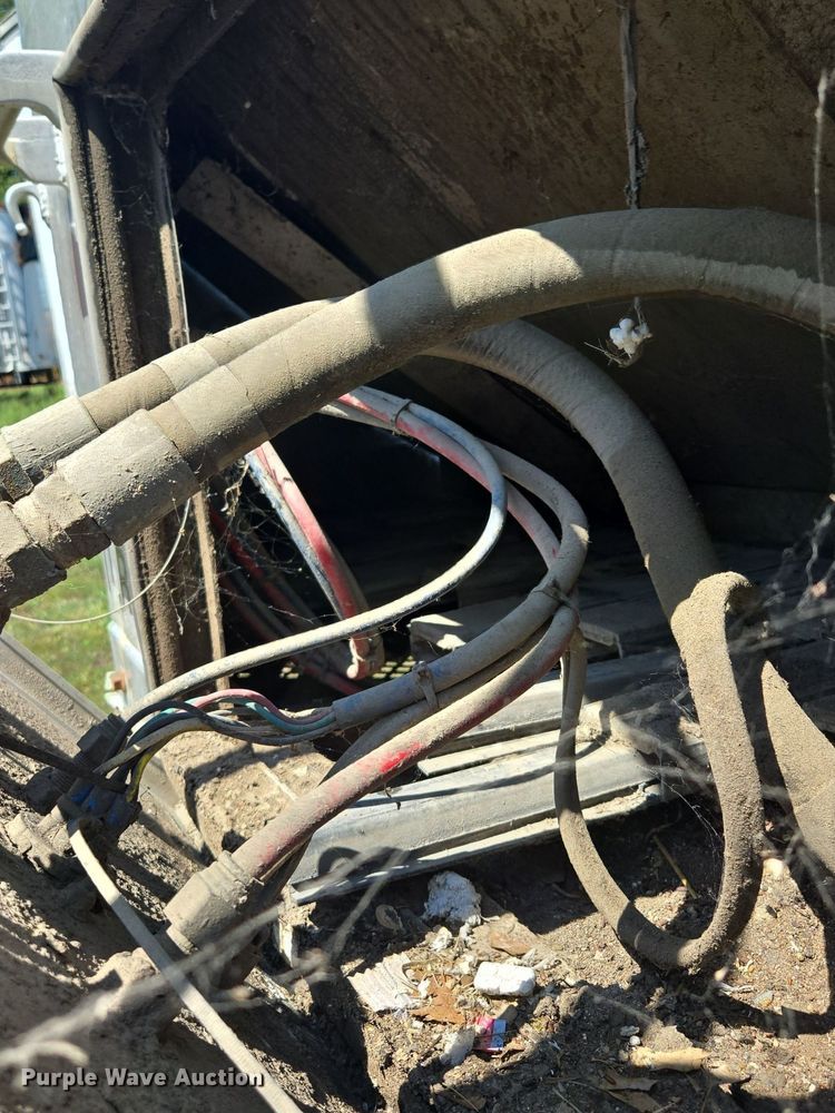 image for item DP6703 2012 Mac Trailer  walking floor trailer