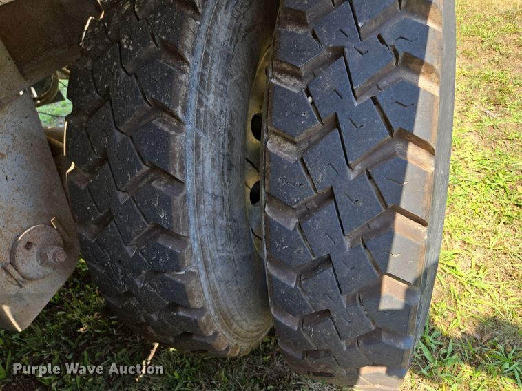 image for item DP6703 2012 Mac Trailer  walking floor trailer