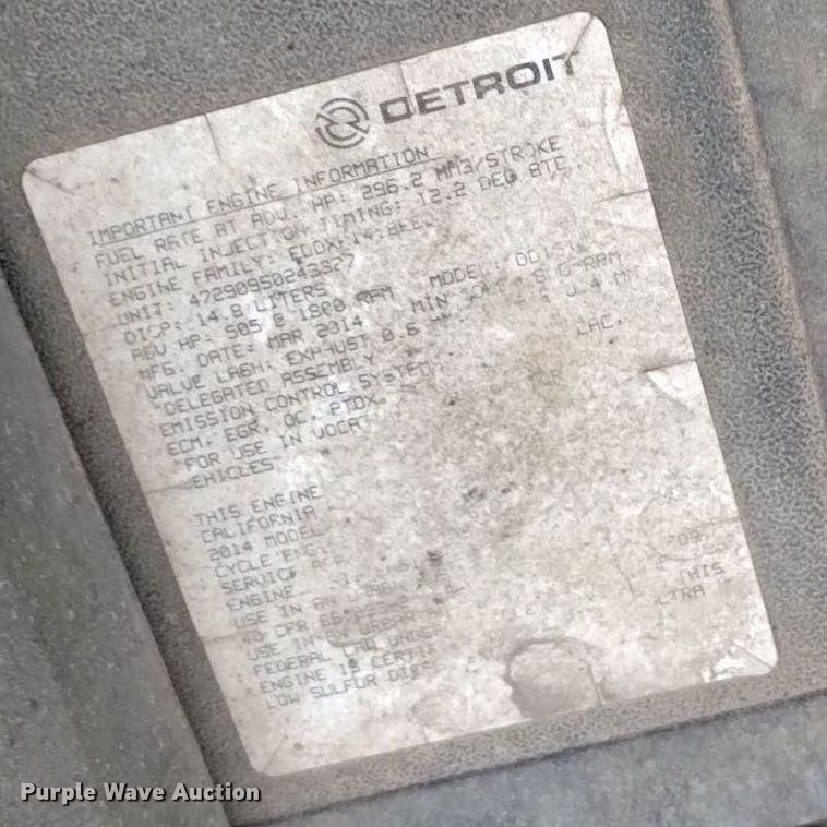 image for item DQ6058 2015 Freightliner Cascadia semi truck