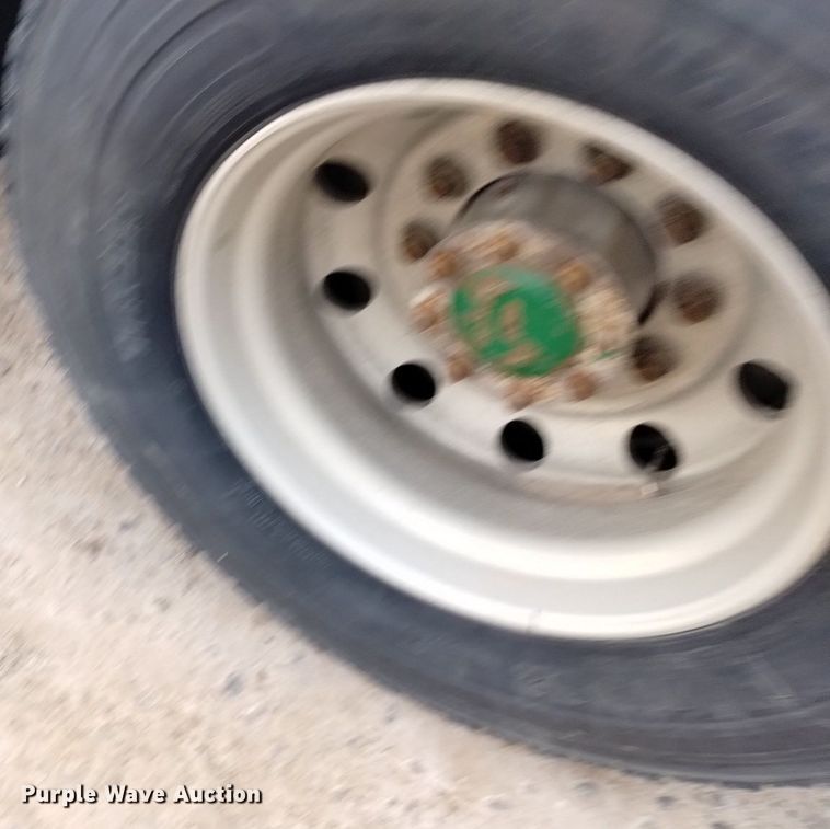 image for item DQ6058 2015 Freightliner Cascadia semi truck