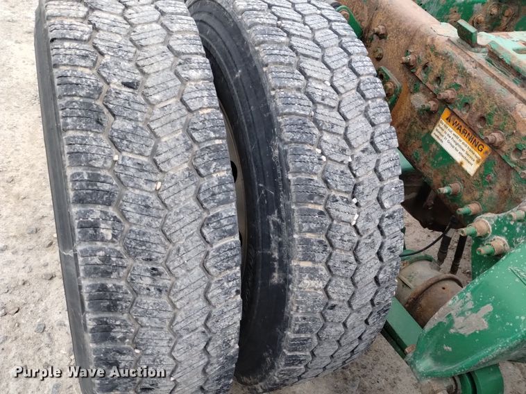 image for item DQ6058 2015 Freightliner Cascadia semi truck