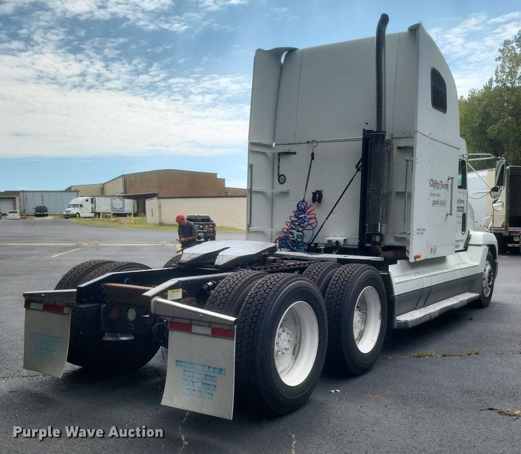 image for item DR4970 1999 Freightliner  FLD semi truck