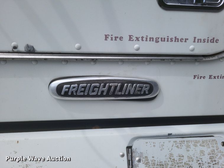 image for item DR4970 1999 Freightliner  FLD semi truck