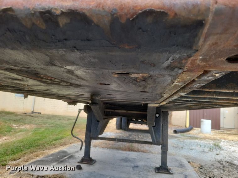 image for item DR4972 1958 Fruehauf  refuse trailer 