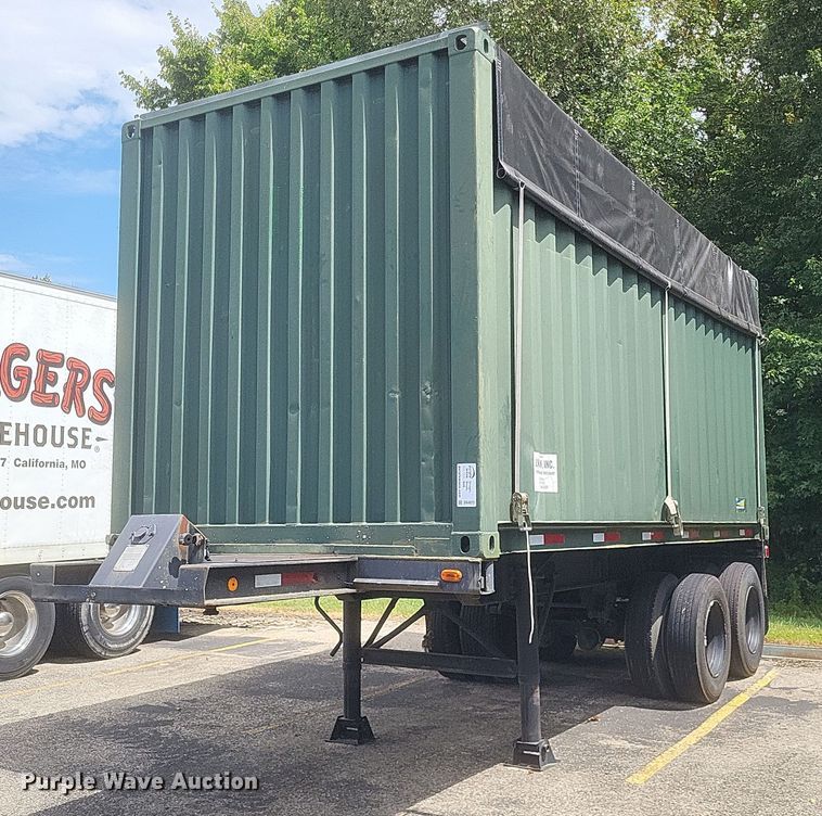 image for item DR4973 1974 Bertolini refuse trailer 