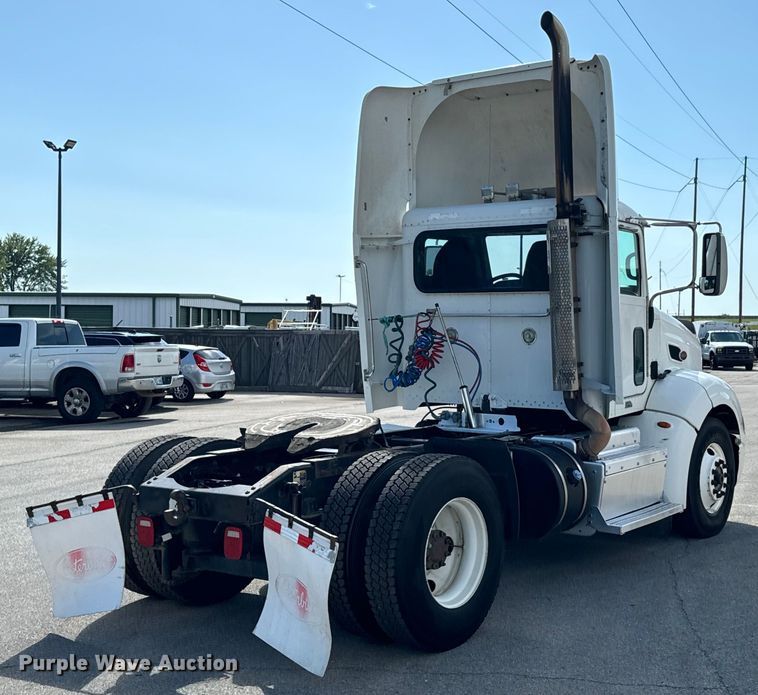 image for item DX1080 2012 Peterbilt 384 semi truck