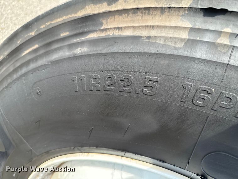 image for item DX1080 2012 Peterbilt 384 semi truck