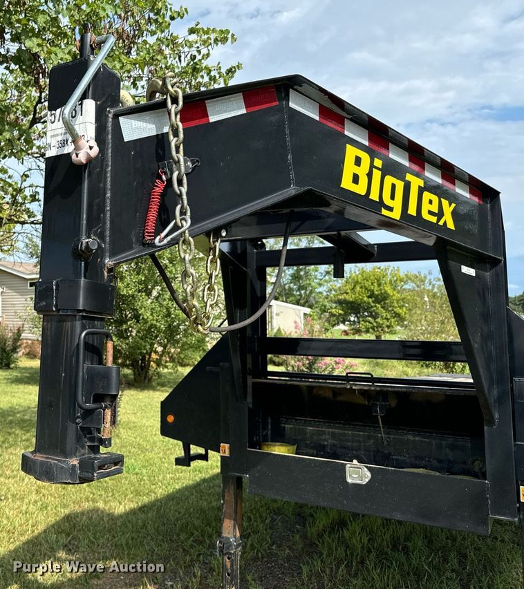 image for item DX1087 2021 BigTex  22GN HD equipment trailer
