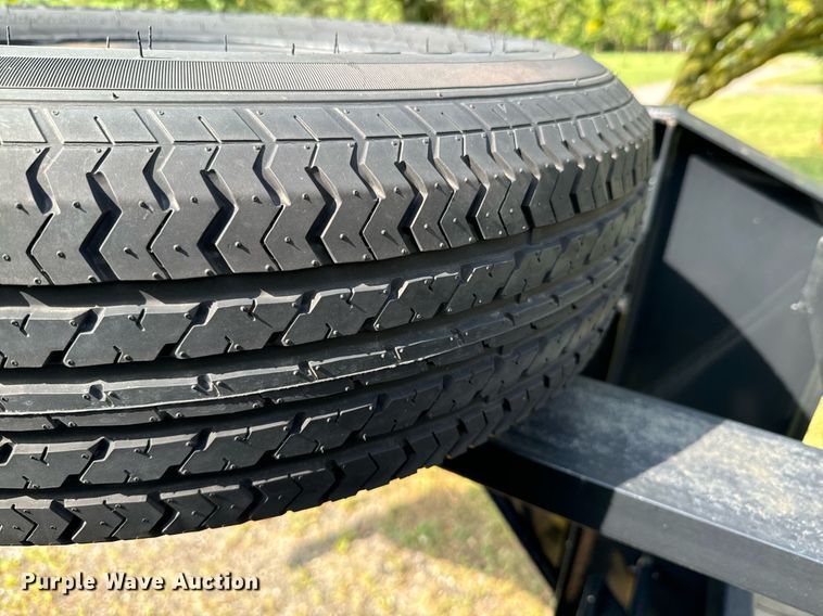 image for item DX1087 2021 BigTex  22GN HD equipment trailer